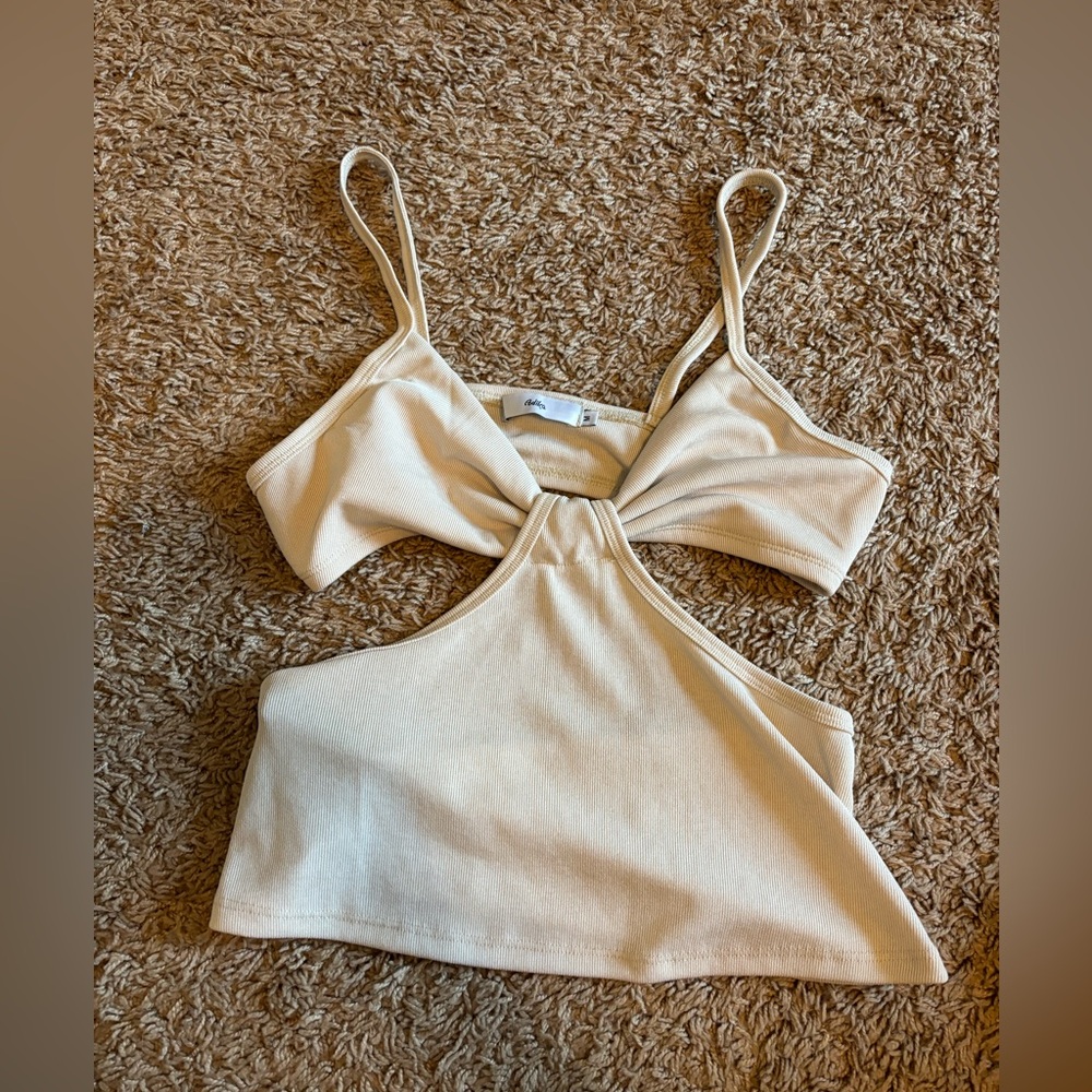 Medium Adika top